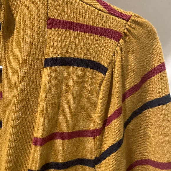 Cardigan - Picture 4 of 7